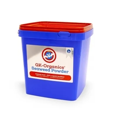 Seaweed powder - dry organic fertilizer for growth and flowering